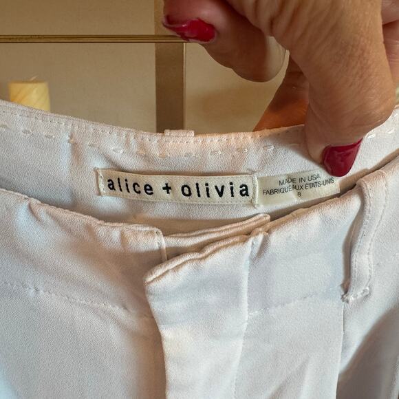 Alice + Olivia White Wide-Leg Pleated Dress Pants – Size 8 - Picture 3 of 7